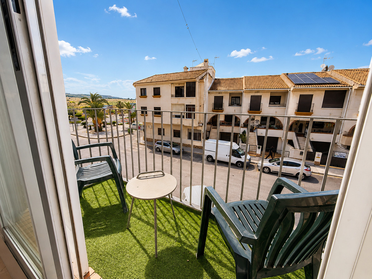 Se vende Apartamento Planta Baja de 3 dormitorios en Costa Blanca, Alicante, España