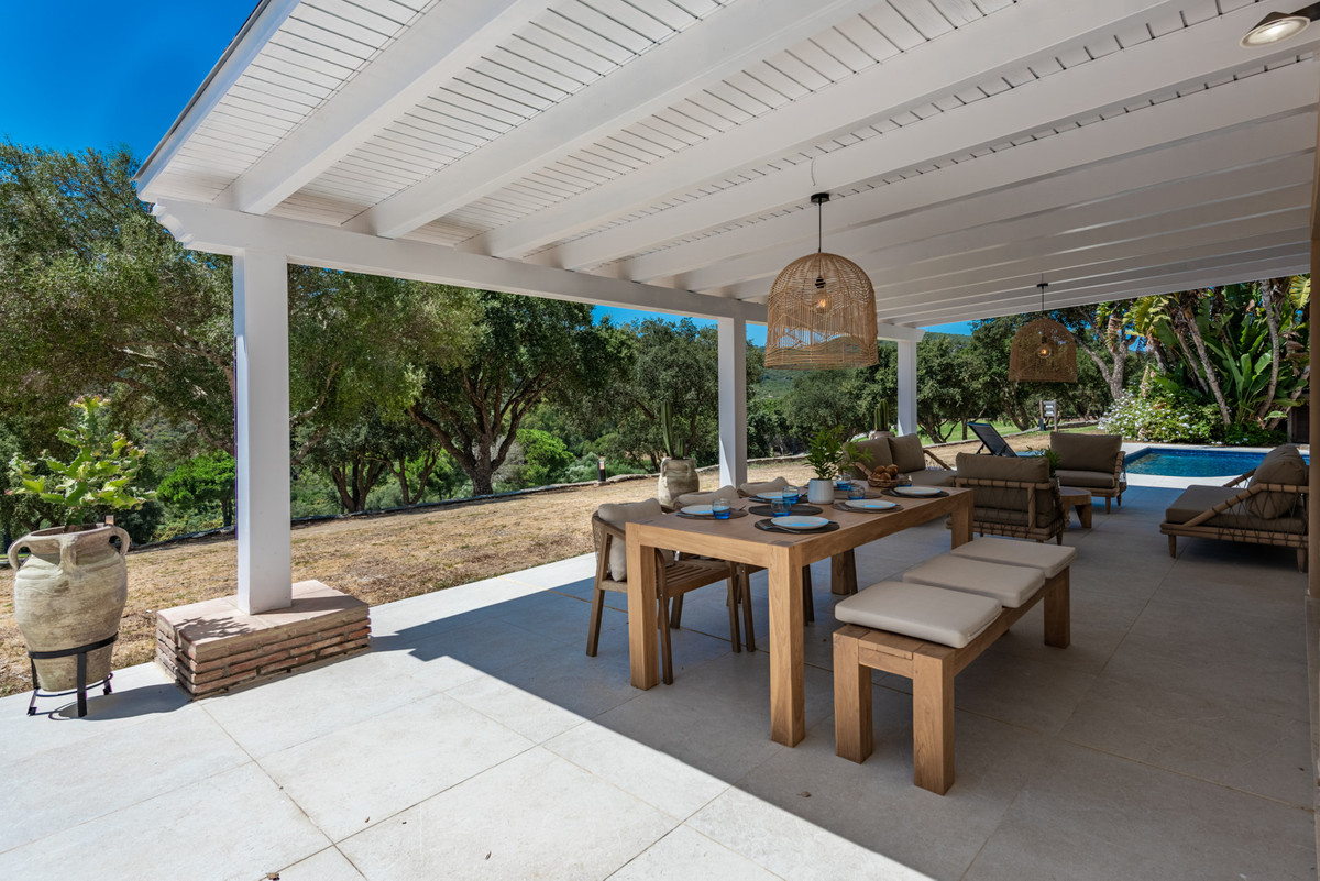 Se vende Apartamento Planta Baja de 3 dormitorios en Costa Del Sol, Cadiz, España