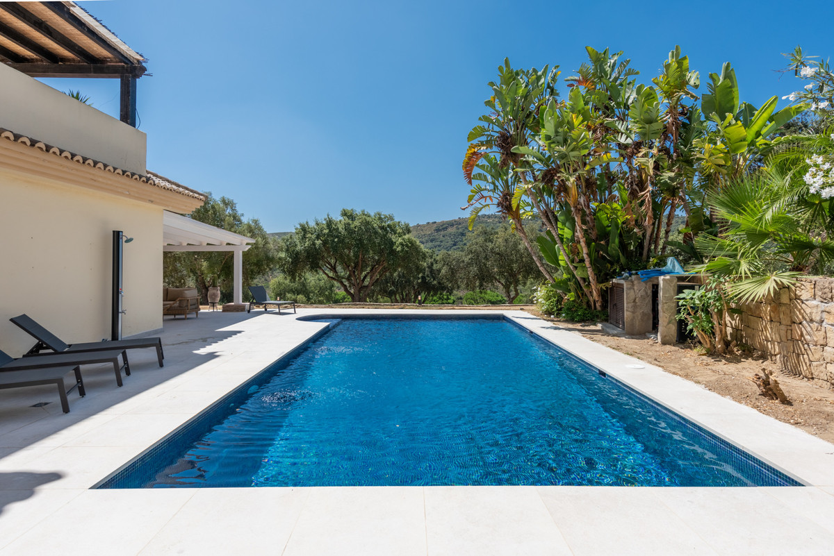 Se vende Apartamento Planta Baja de 3 dormitorios en Costa Del Sol, Cadiz, España