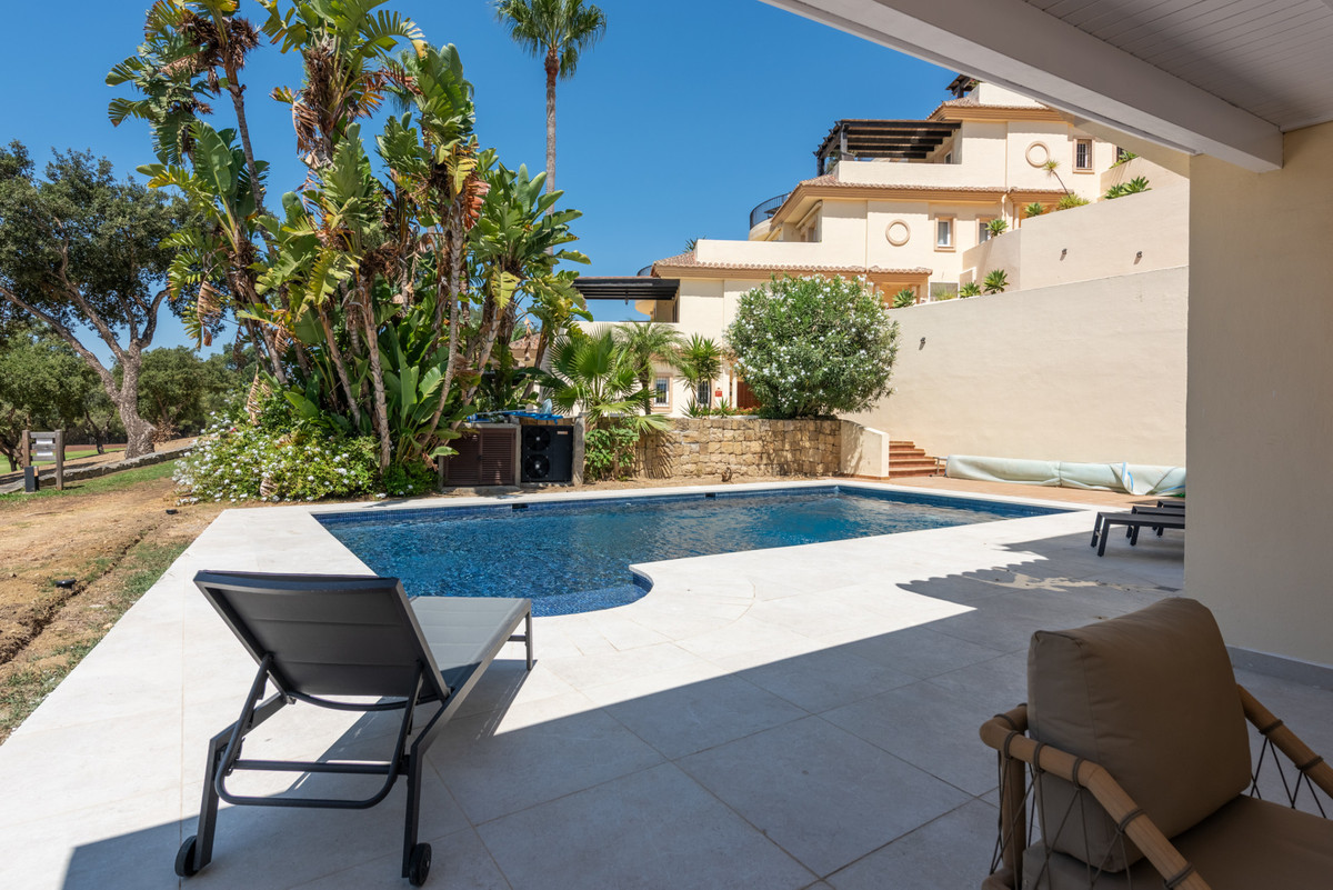 Se vende Apartamento Planta Baja de 3 dormitorios en Costa Del Sol, Cadiz, España