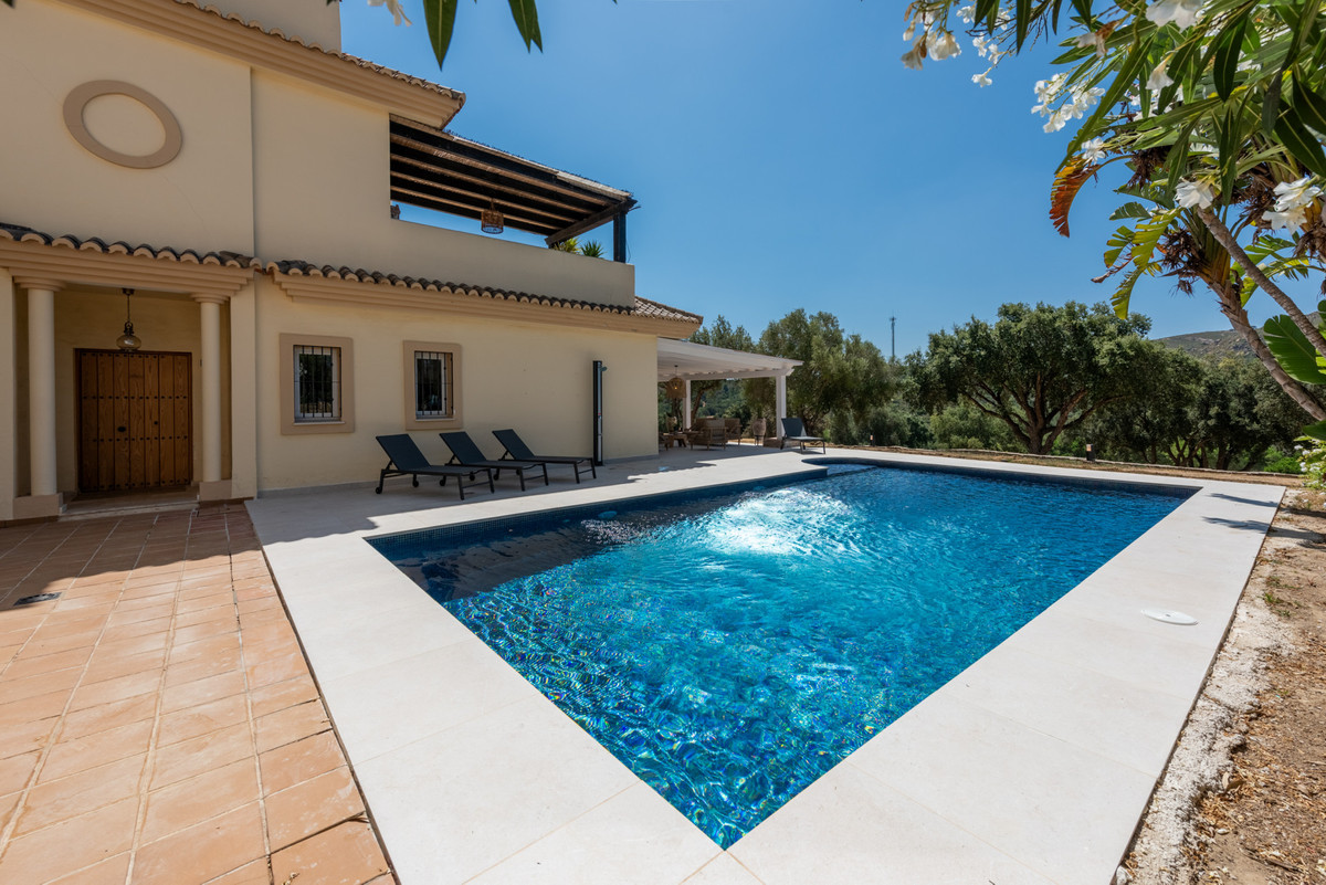 Se vende Apartamento Planta Baja de 3 dormitorios en Costa Del Sol, Cadiz, España