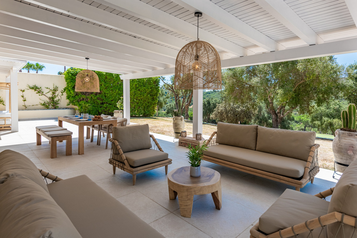Se vende Apartamento Planta Baja de 3 dormitorios en Costa Del Sol, Cadiz, España