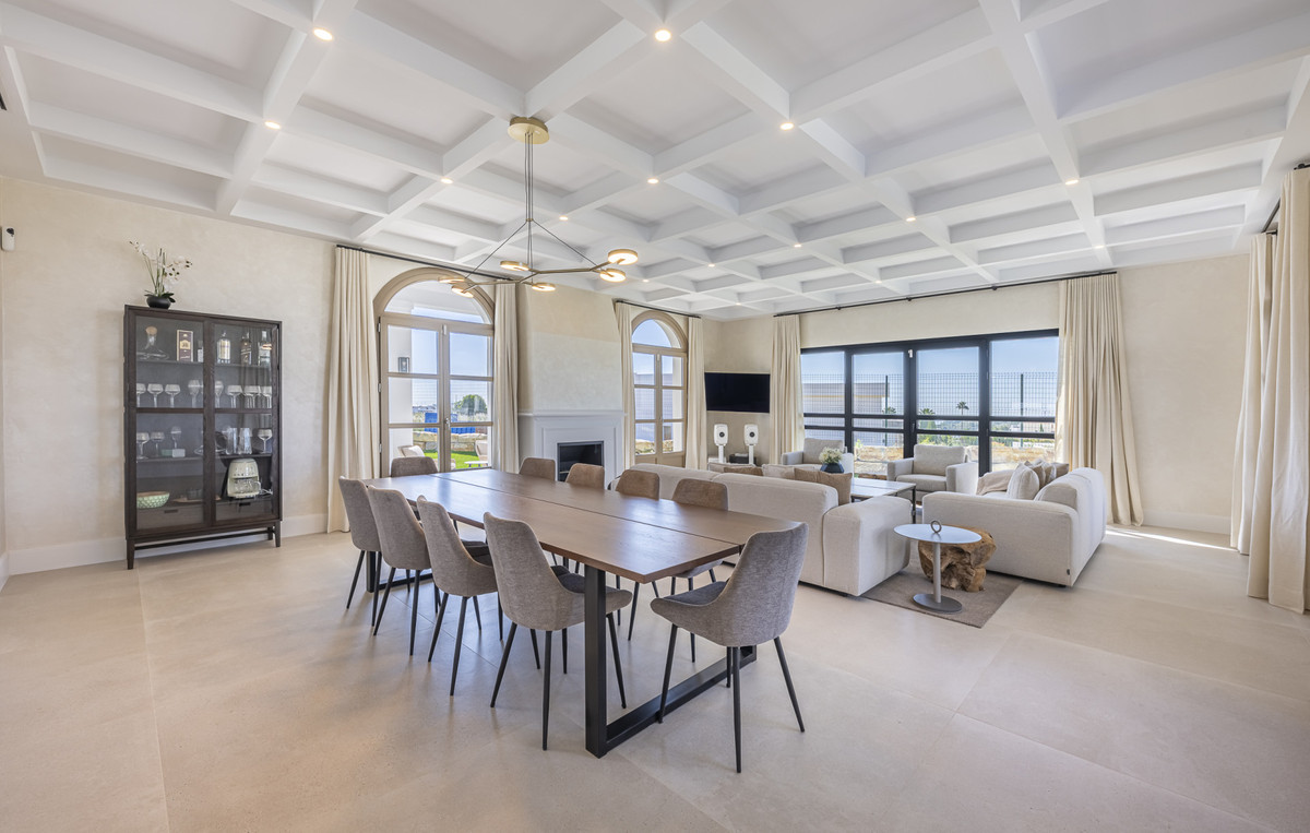 4 Bed Townhouse for sale in Estepona Costa Del Sol, Málaga, Spain