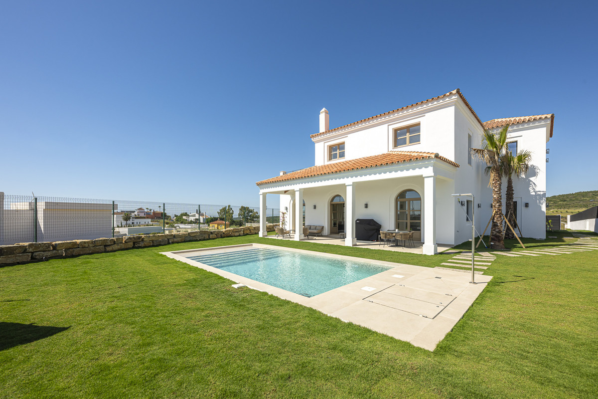 4 Bed Townhouse for sale in Estepona Costa Del Sol, Málaga, Spain