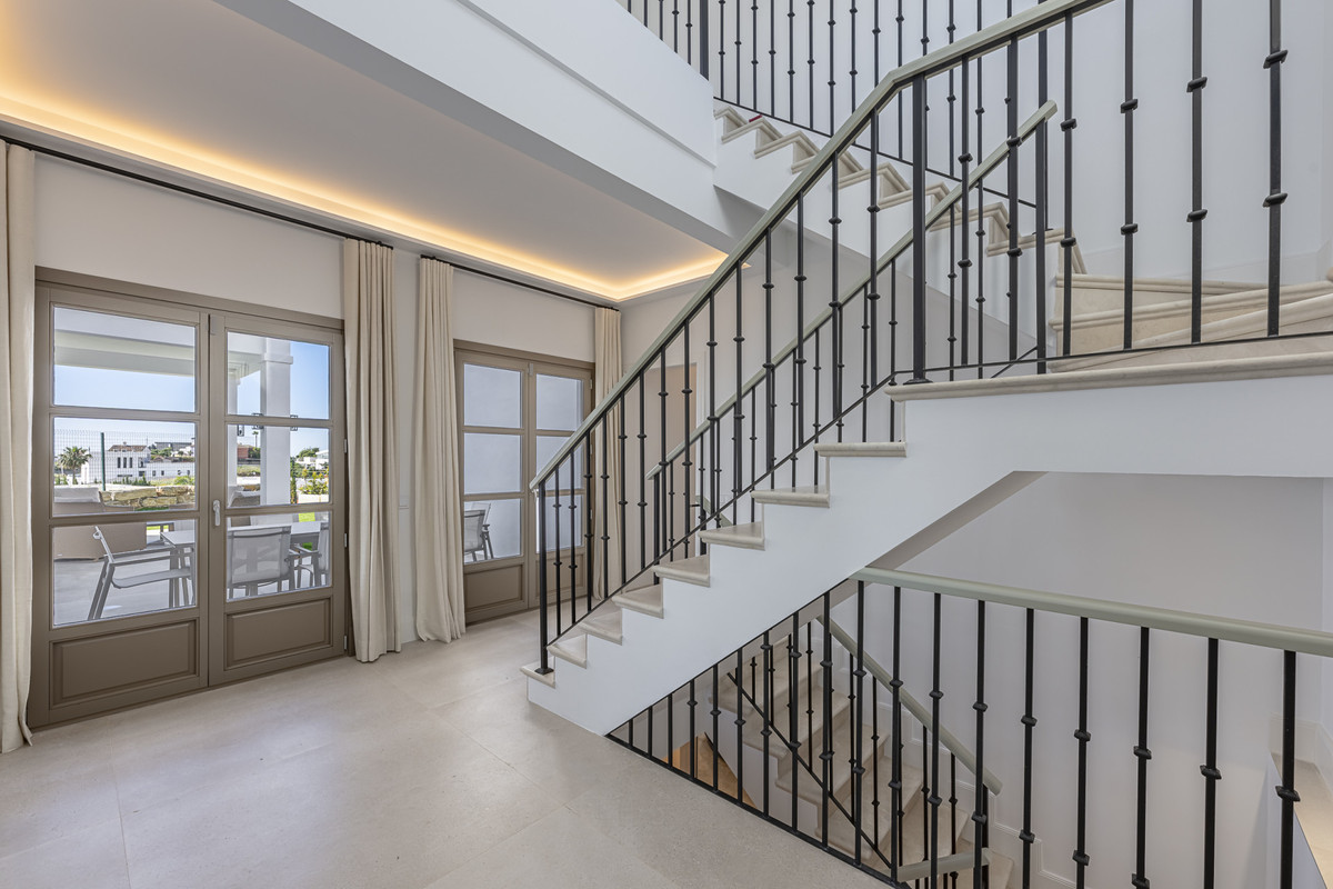 4 Bed Townhouse for sale in Estepona Costa Del Sol, Málaga, Spain