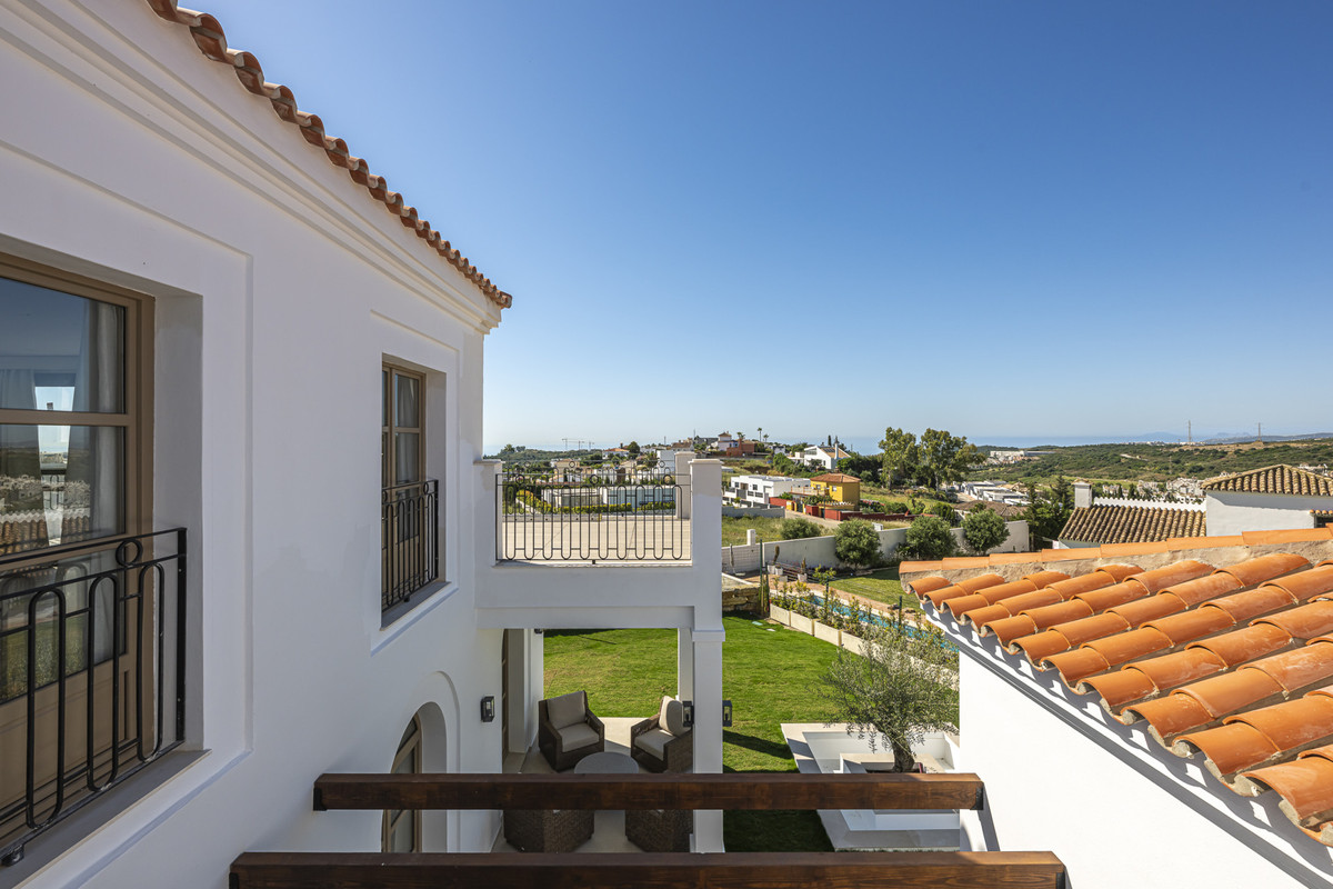 4 Bed Townhouse for sale in Estepona Costa Del Sol, Málaga, Spain