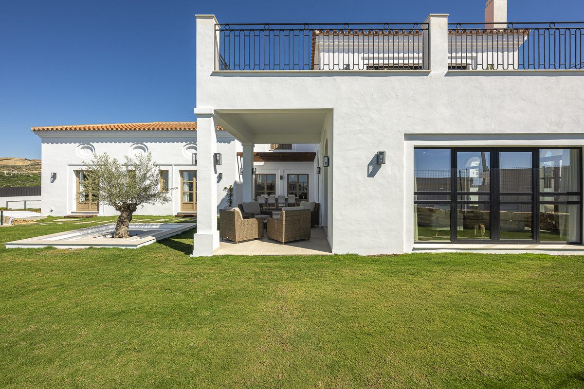 4 Bed Townhouse for sale in Estepona Costa Del Sol, Málaga, Spain