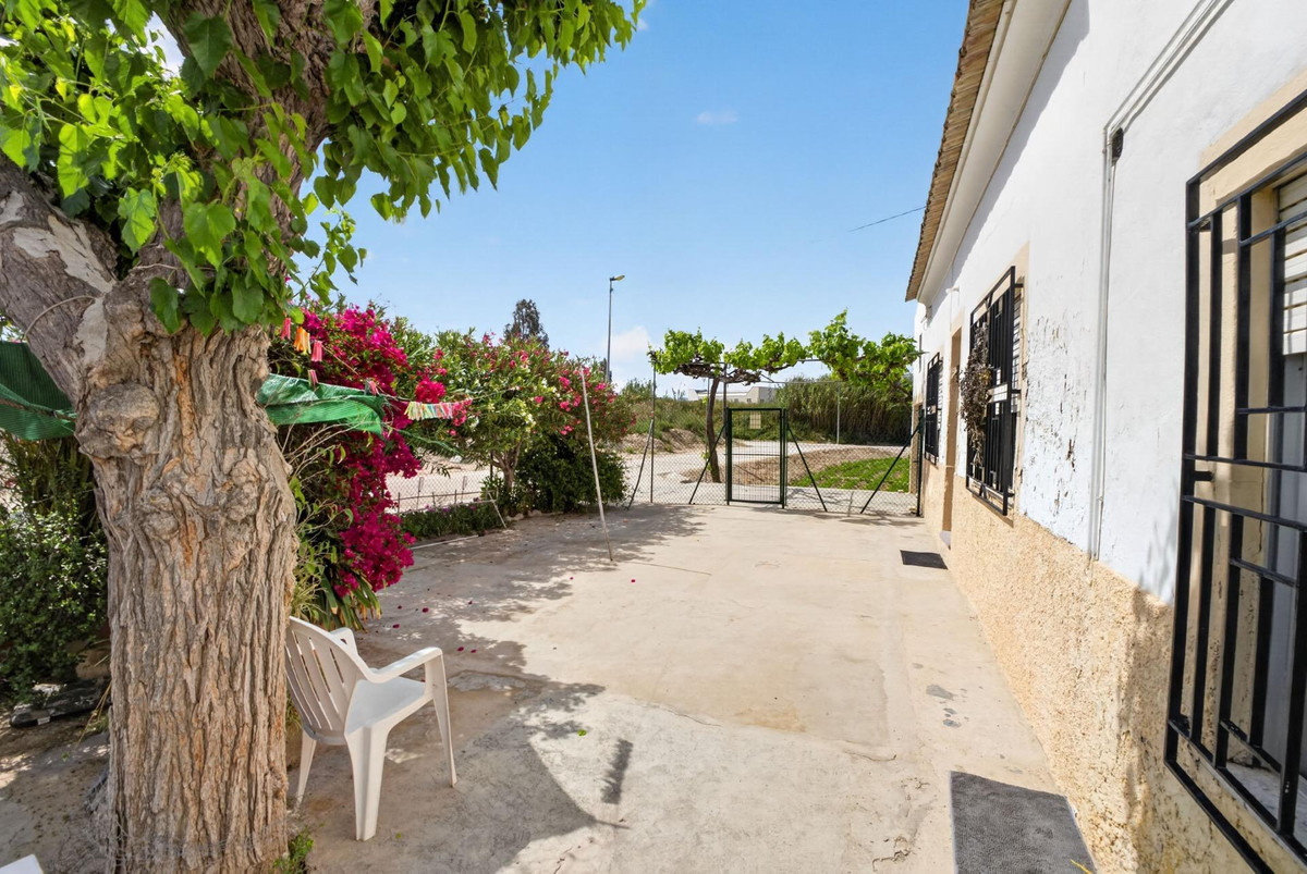 Se vende Finca - Cortijo de 3 dormitorios en Costa Blanca, Alicante, España