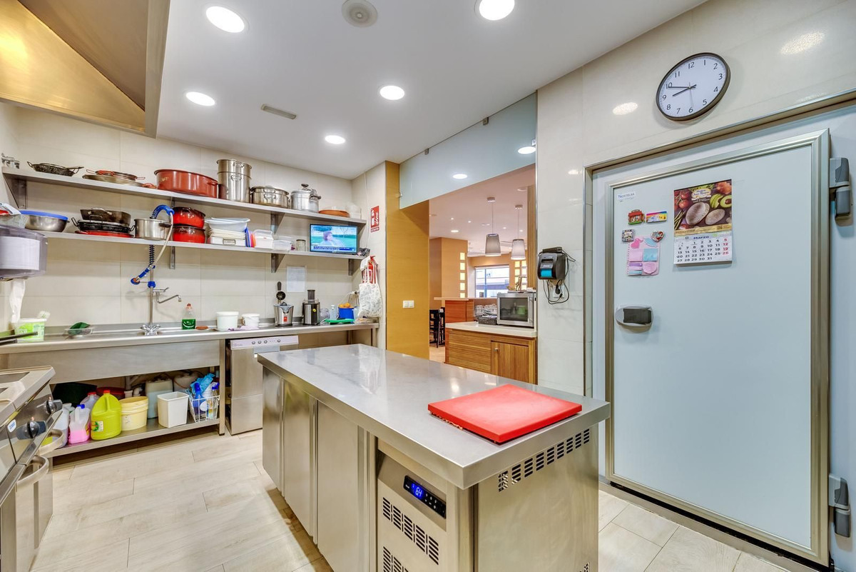 Se vende Hostal  en Costa Del Sol, Málaga, España