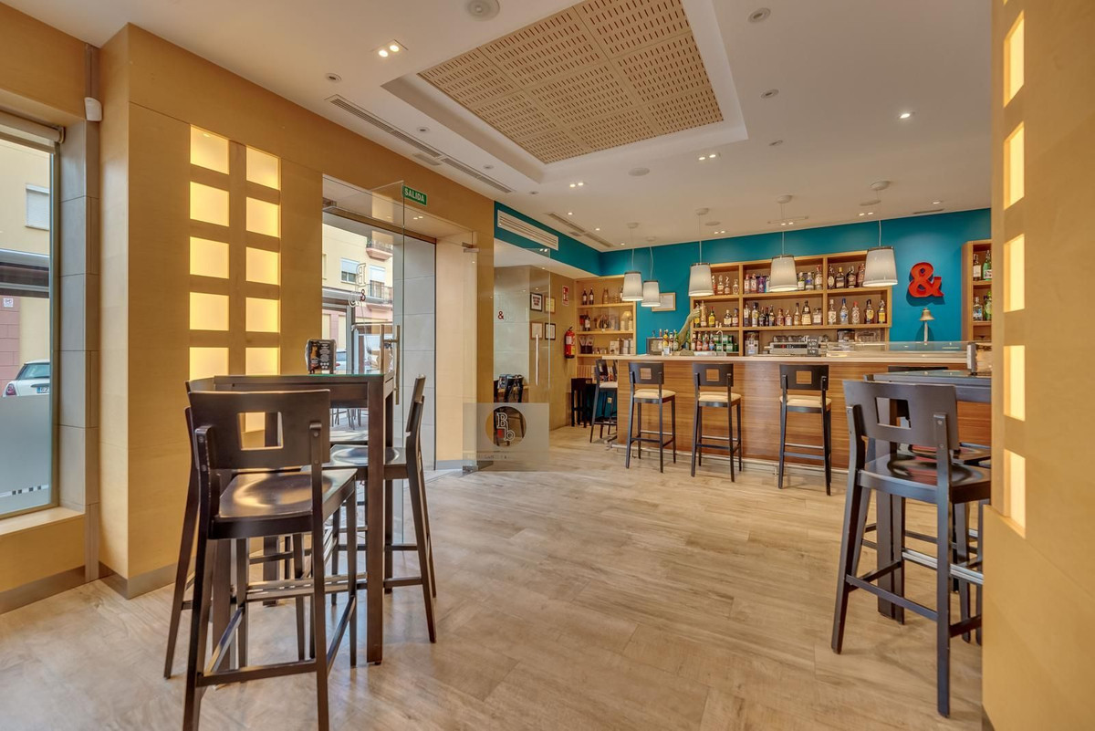 Se vende Hostal  en Costa Del Sol, Málaga, España