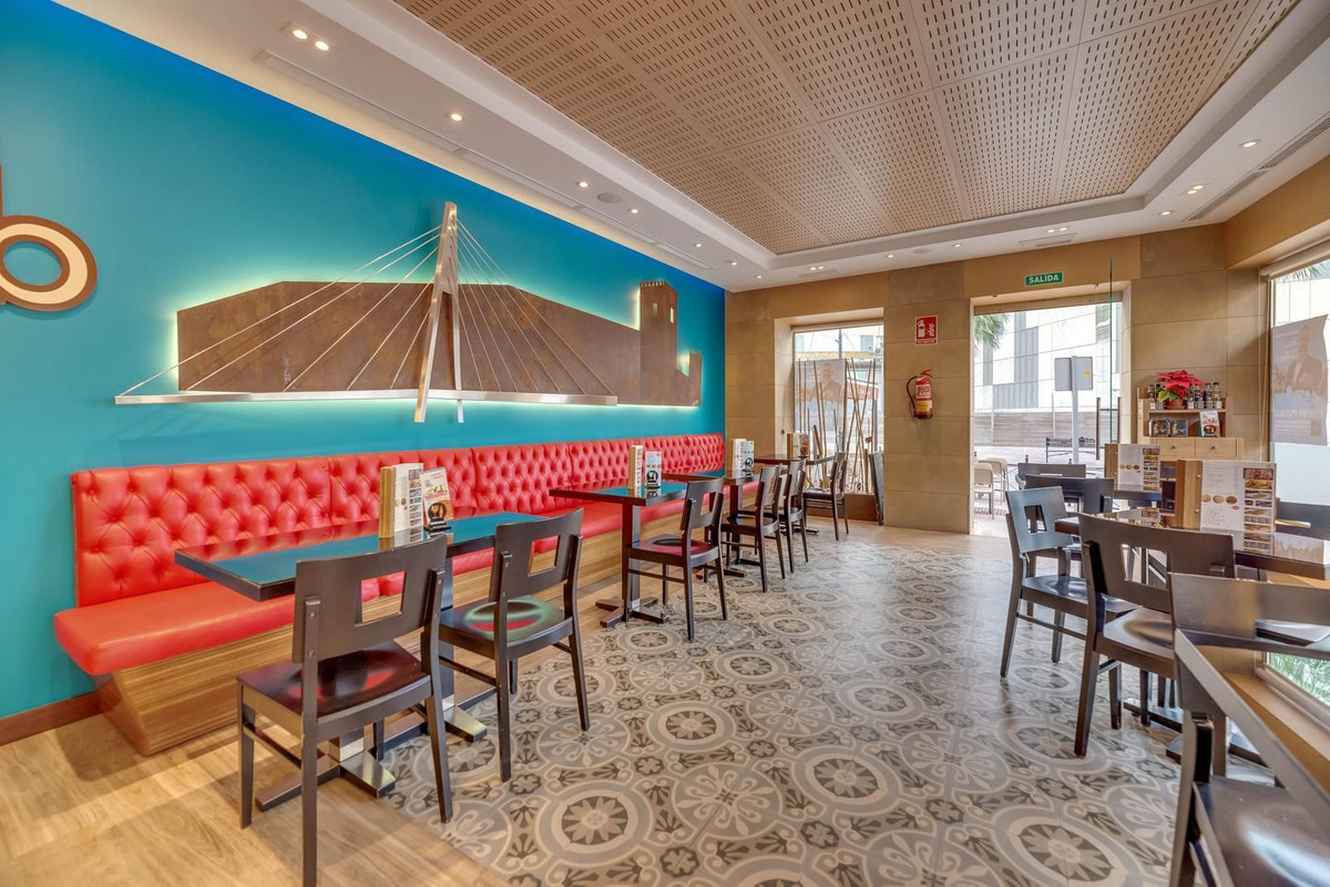 Se vende Hostal  en Costa Del Sol, Málaga, España