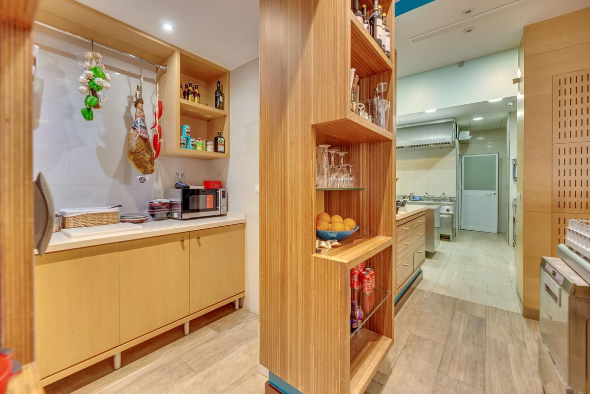 Se vende Hostal  en Costa Del Sol, Málaga, España
