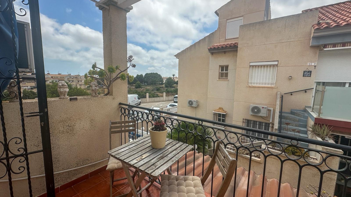 2 Bed Apartment for sale in Playa Flamenca Costa Blanca, Alicante, Spain
