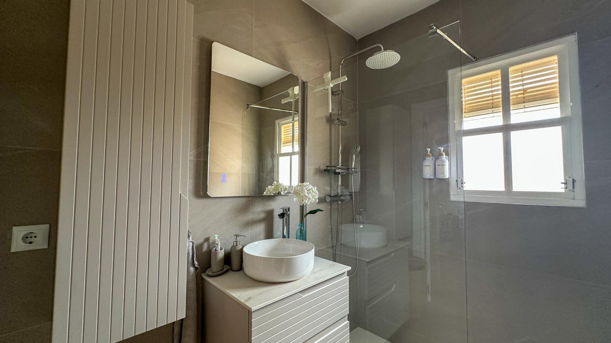 2 Bed Apartment for sale in Playa Flamenca Costa Blanca, Alicante, Spain