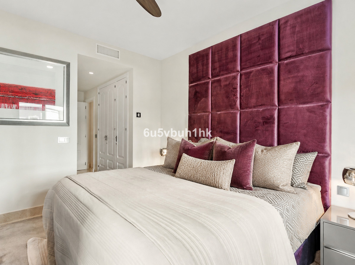 2 Bed Apartment for sale in Benahavís Costa Del Sol, Málaga, Spain