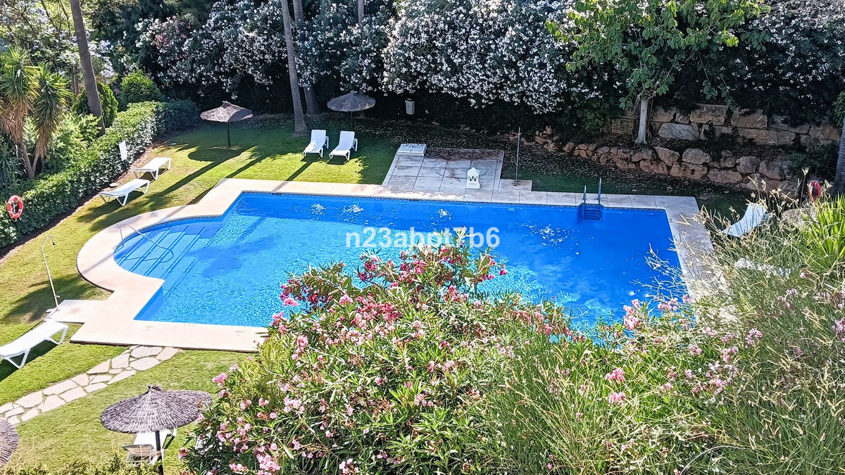 Se vende Apartamento Planta Media de 3 dormitorios en Costa Del Sol, Málaga, España