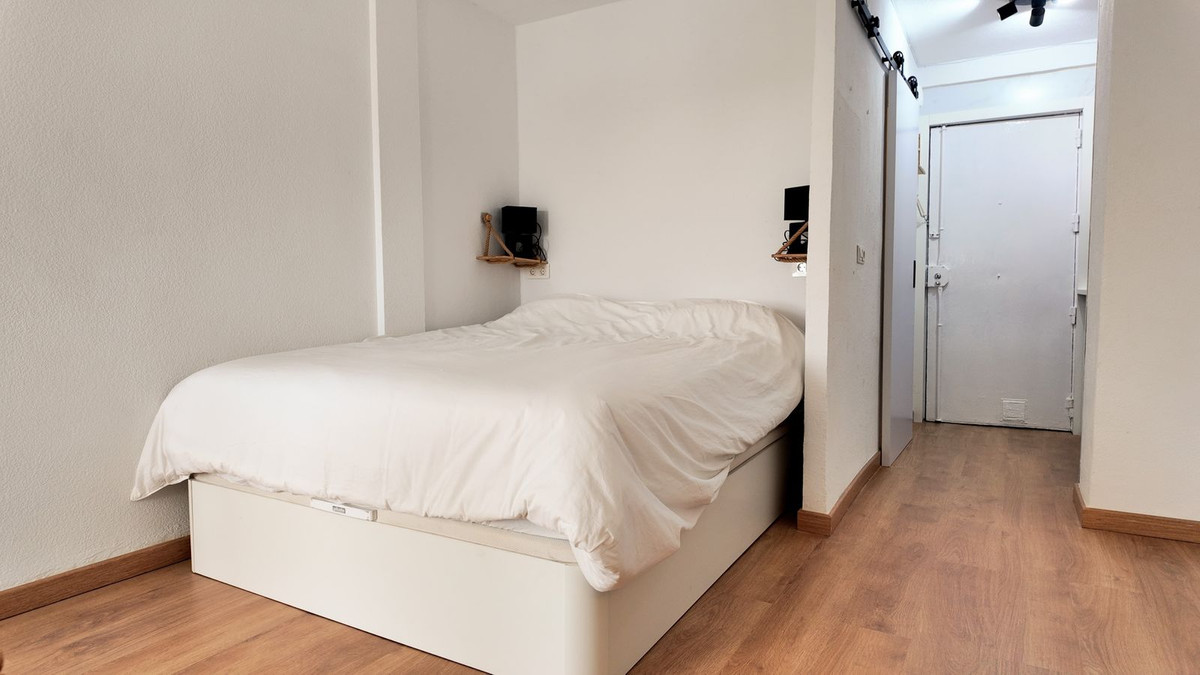 Se vende Estudio Planta Superior  en Costa Del Sol, Málaga, España