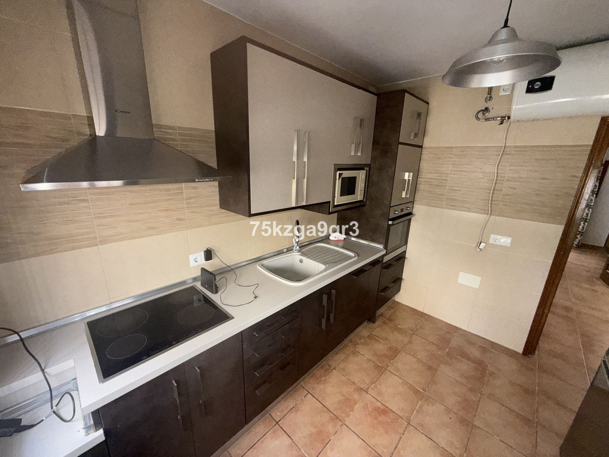 Se vende Villa - Chalet de 4 dormitorios en Costa Del Sol, Málaga, España