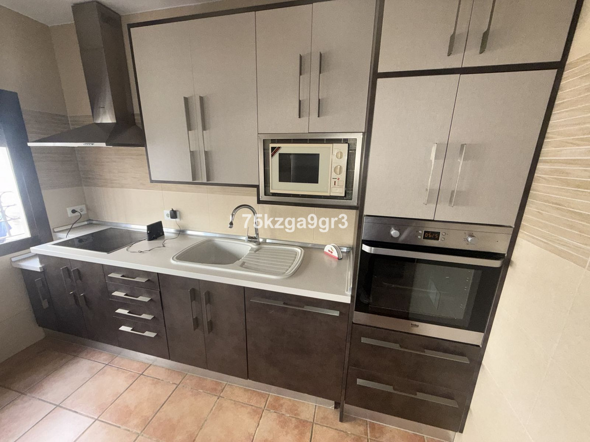 Se vende Villa - Chalet de 4 dormitorios en Costa Del Sol, Málaga, España