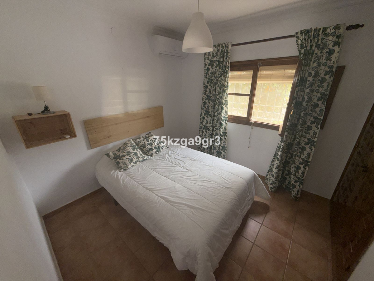Se vende Villa - Chalet de 4 dormitorios en Costa Del Sol, Málaga, España