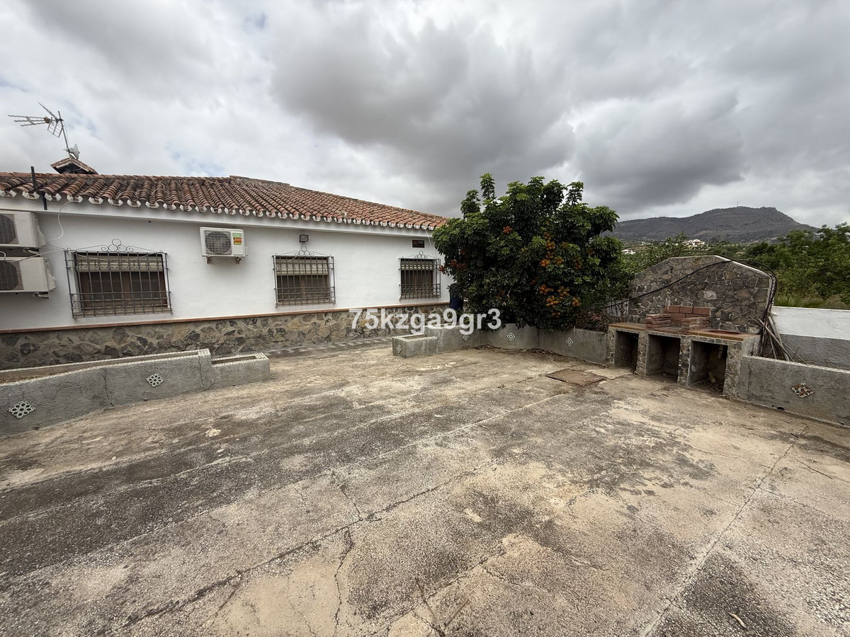 Se vende Villa - Chalet de 4 dormitorios en Costa Del Sol, Málaga, España
