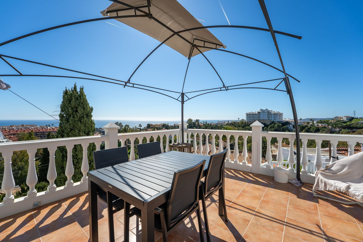 4 Bed Townhouse for sale in Fuengirola Costa Del Sol, Málaga, Spain