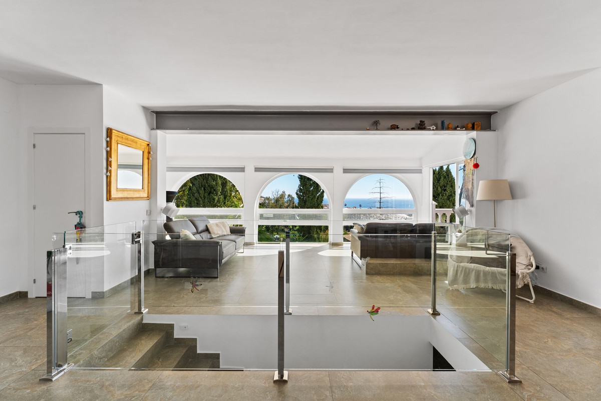 4 Bed Townhouse for sale in Fuengirola Costa Del Sol, Málaga, Spain