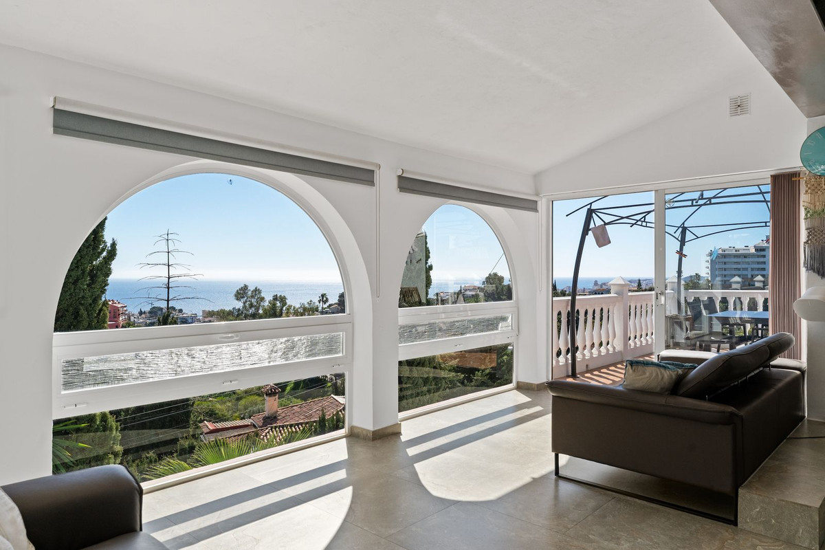 4 Bed Townhouse for sale in Fuengirola Costa Del Sol, Málaga, Spain