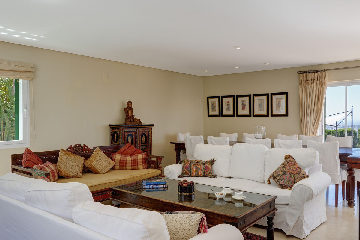 6 Bed Townhouse for sale in Mijas Costa Del Sol, Málaga, Spain