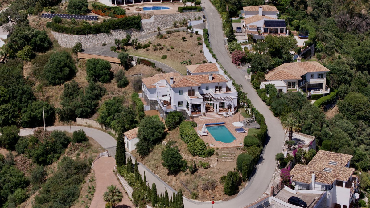 6 Bed Townhouse for sale in Mijas Costa Del Sol, Málaga, Spain