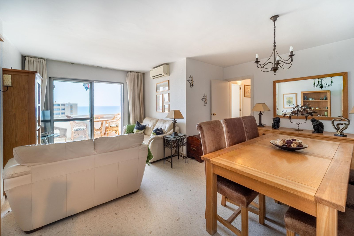 Se vende Apartamento en Planta Última de 4 dormitorios en Costa Del Sol, Málaga, España