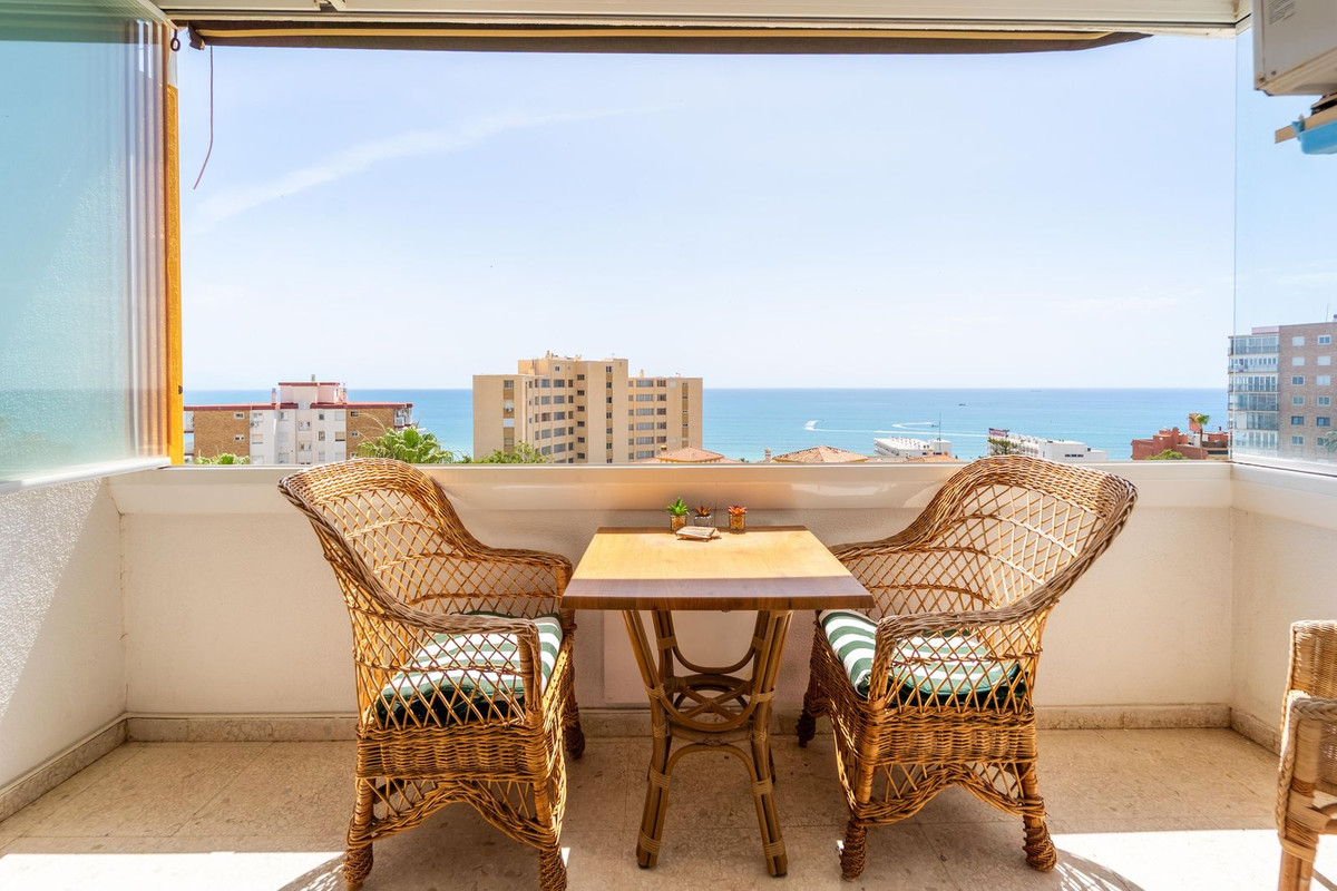 Se vende Apartamento en Planta Última de 4 dormitorios en Costa Del Sol, Málaga, España
