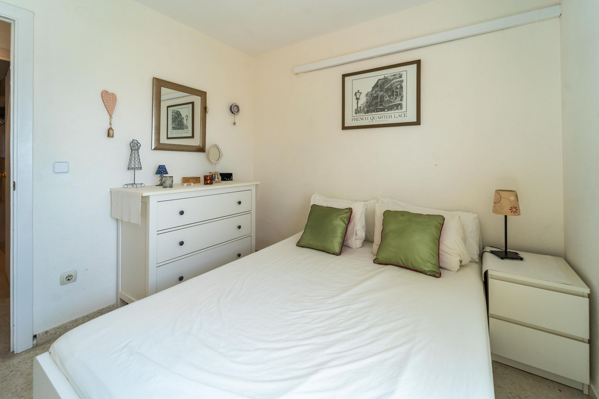 Se vende Apartamento en Planta Última de 4 dormitorios en Costa Del Sol, Málaga, España
