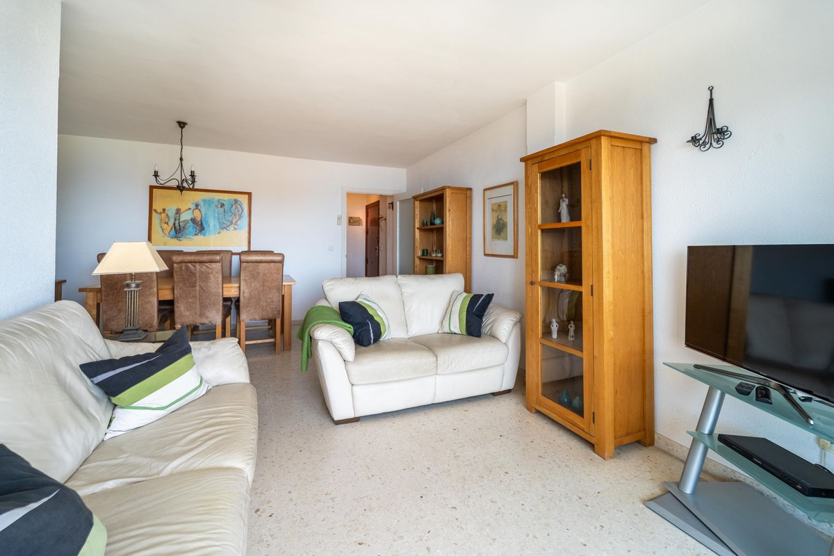 Se vende Apartamento en Planta Última de 4 dormitorios en Costa Del Sol, Málaga, España