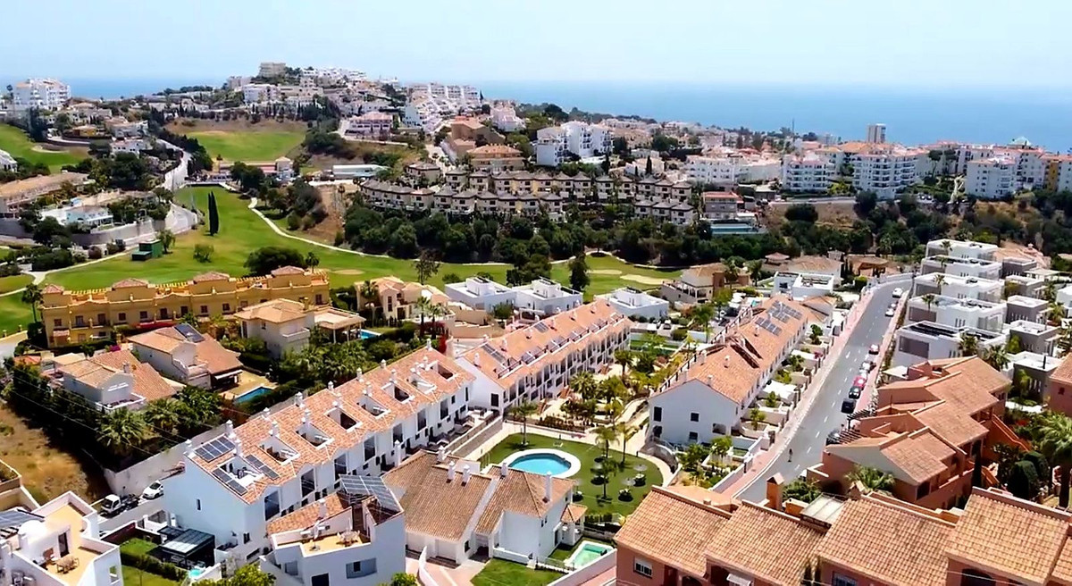 Se vende Adosada de 4 dormitorios en Costa Del Sol, Málaga, España