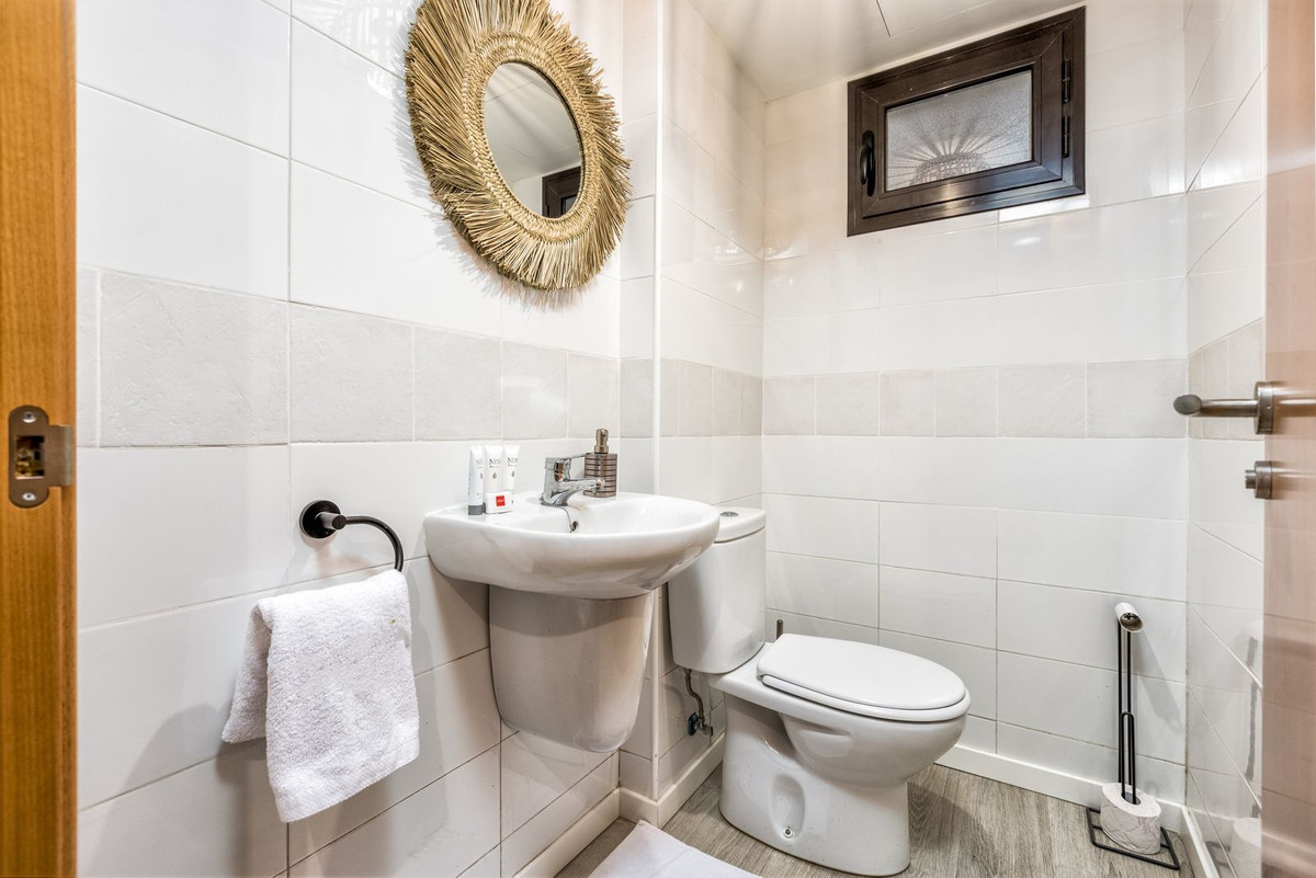 Se vende Adosada de 4 dormitorios en Costa Del Sol, Málaga, España