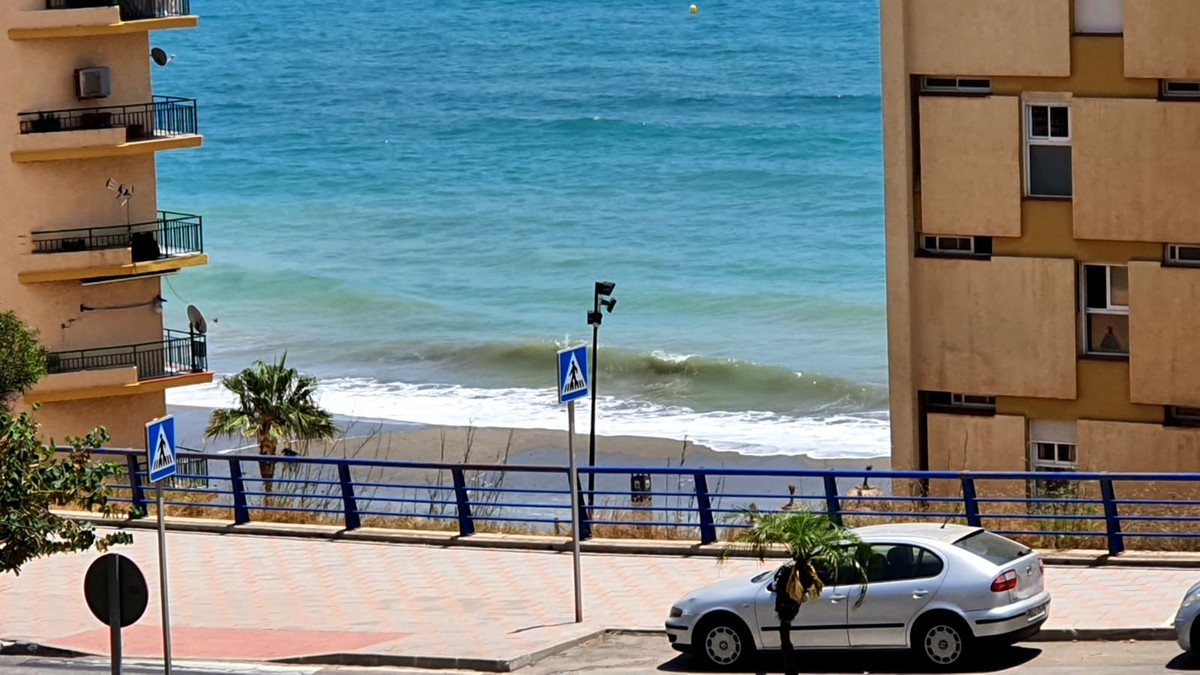 Se vende Apartamento Planta Media de 2 dormitorios en Costa Del Sol, Málaga, España
