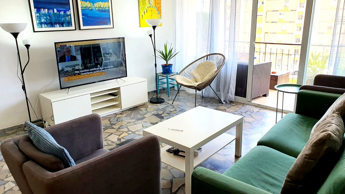 Se vende Apartamento Planta Media de 2 dormitorios en Costa Del Sol, Málaga, España