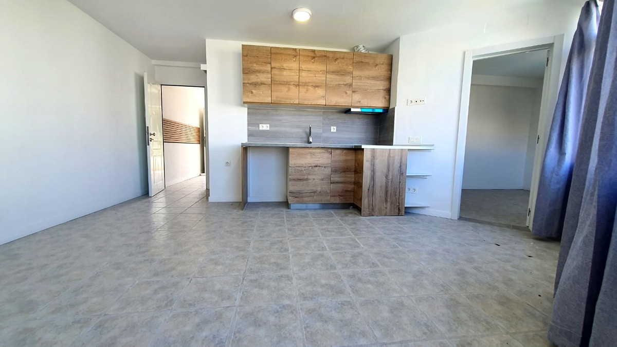 2 Bed Apartment for sale in Torreblanca Costa Del Sol, Málaga, Spain