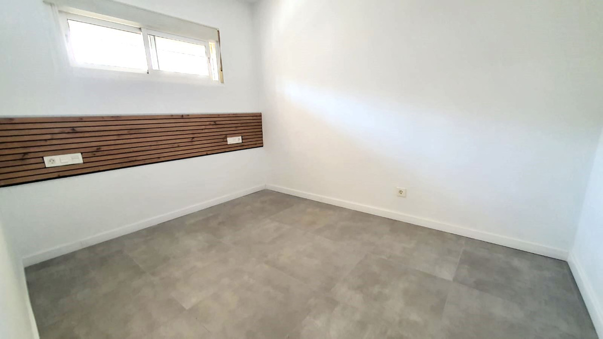 2 Bed Apartment for sale in Torreblanca Costa Del Sol, Málaga, Spain