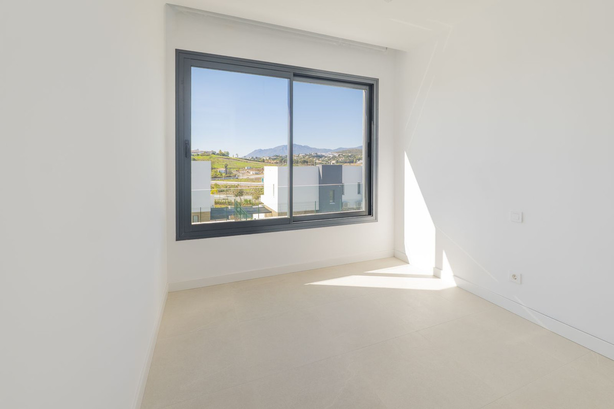 Se vende Villa - Chalet de 3 dormitorios en Costa Del Sol, Málaga, España