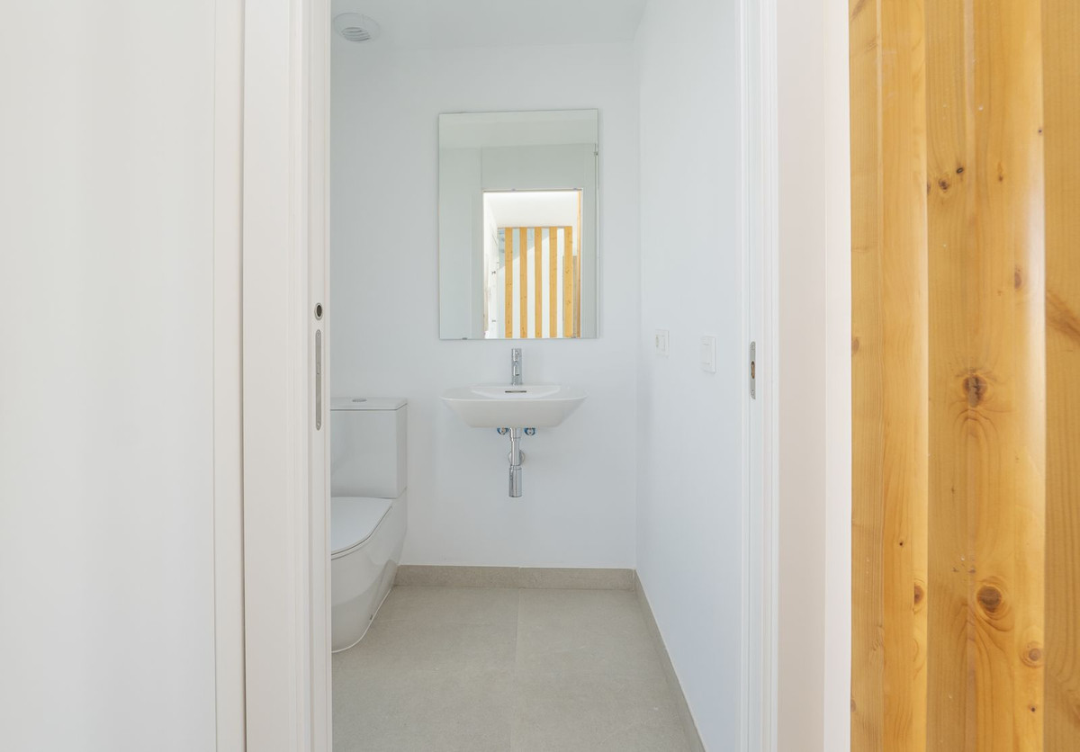 Se vende Villa - Chalet de 3 dormitorios en Costa Del Sol, Málaga, España
