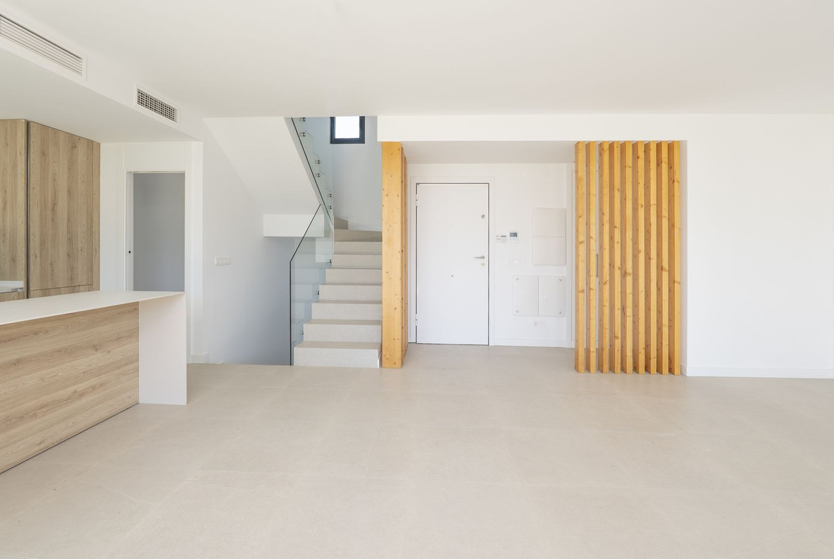 Se vende Villa - Chalet de 3 dormitorios en Costa Del Sol, Málaga, España