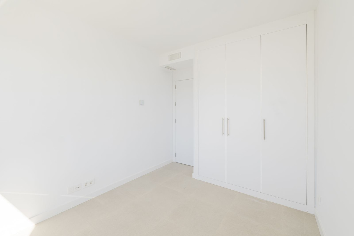 Se vende Villa - Chalet de 3 dormitorios en Costa Del Sol, Málaga, España
