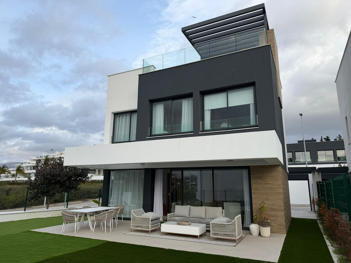 3 Bed Townhouse for sale in Estepona Costa Del Sol, Málaga, Spain
