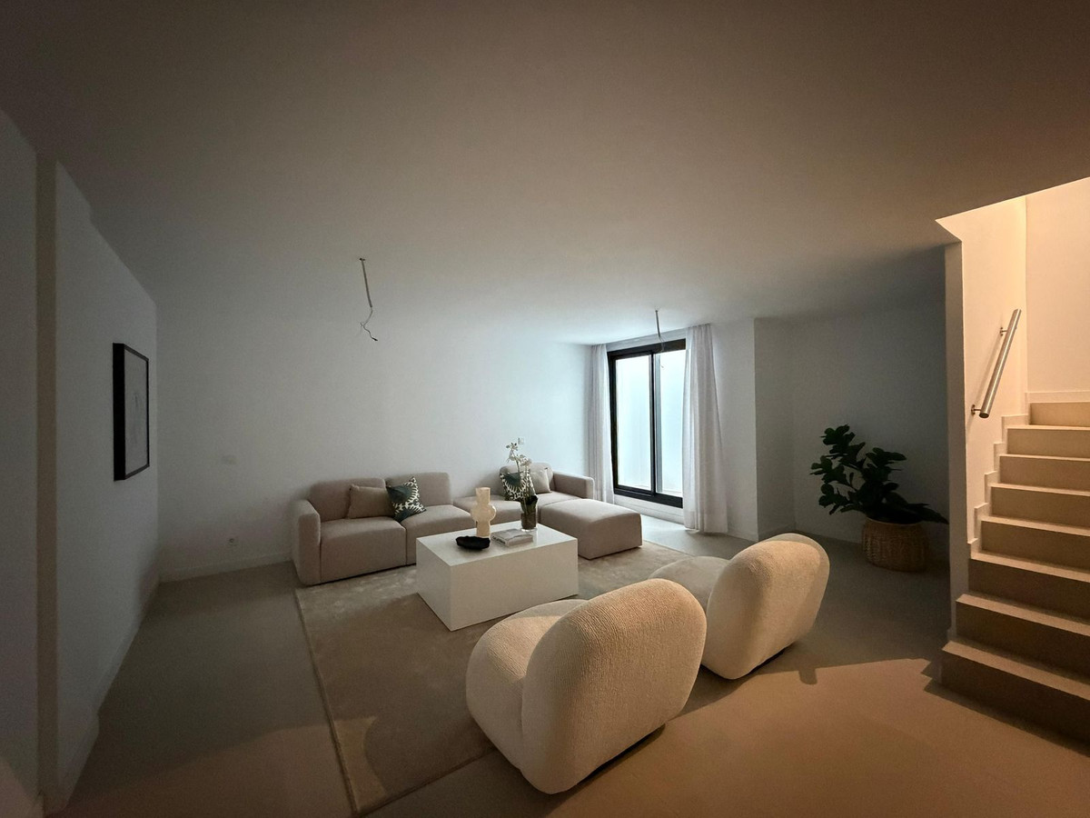 3 Bed Townhouse for sale in Estepona Costa Del Sol, Málaga, Spain