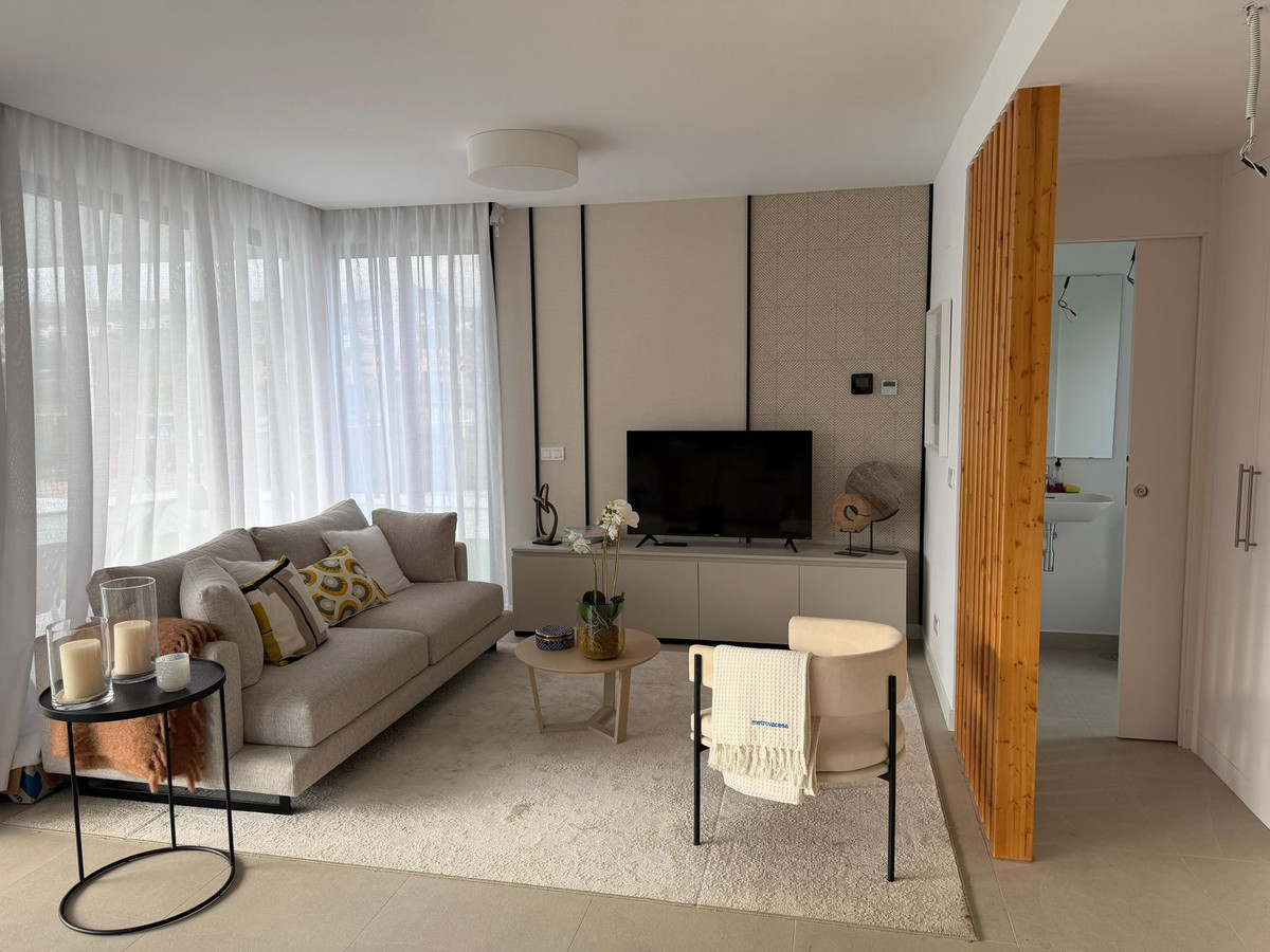 3 Bed Townhouse for sale in Estepona Costa Del Sol, Málaga, Spain