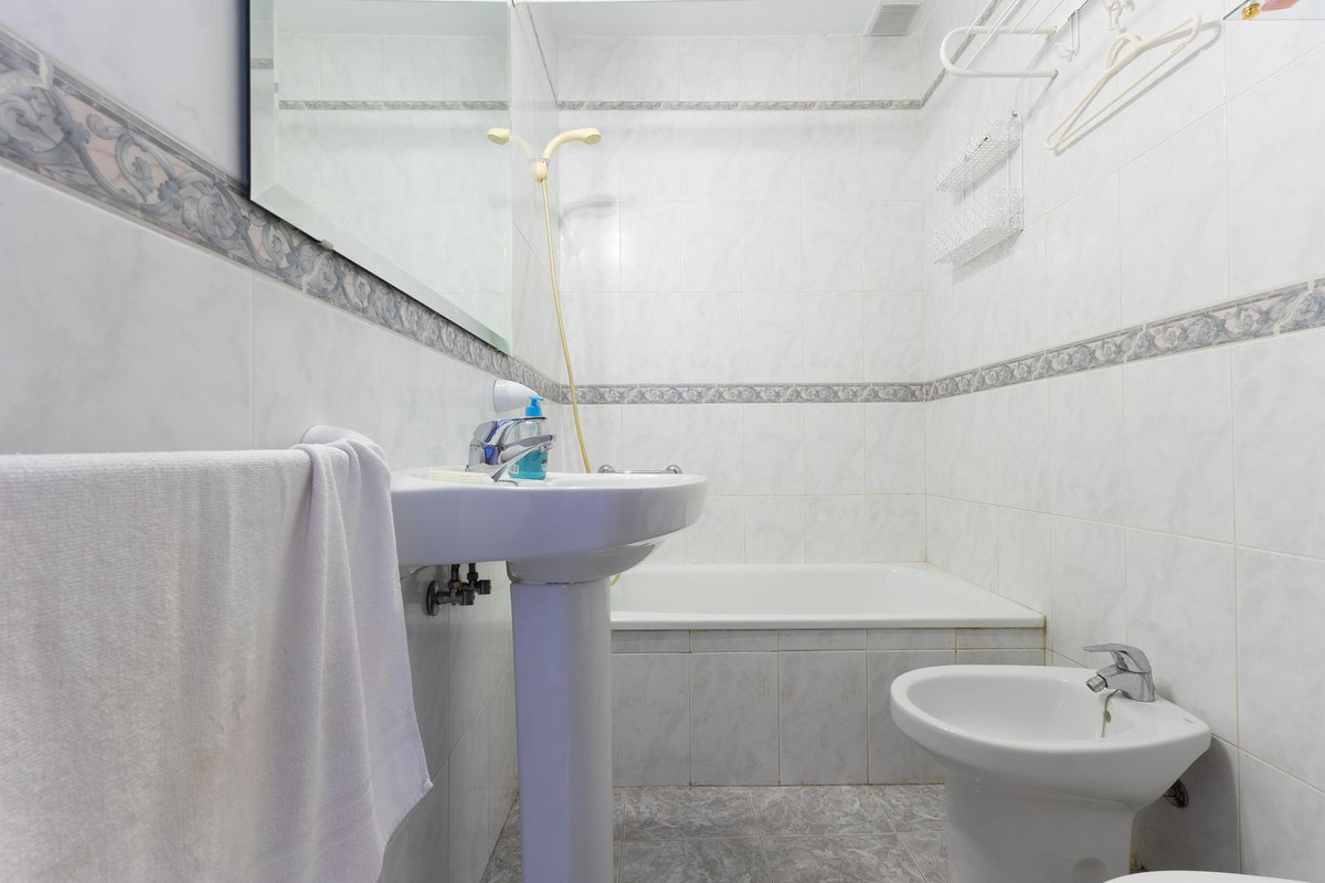 2 Bed Townhouse for sale in La Cala De Mijas Costa Del Sol, Málaga, Spain