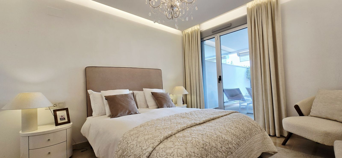 3 Bed Apartment for sale in Los Arqueros Costa Del Sol, Málaga, Spain