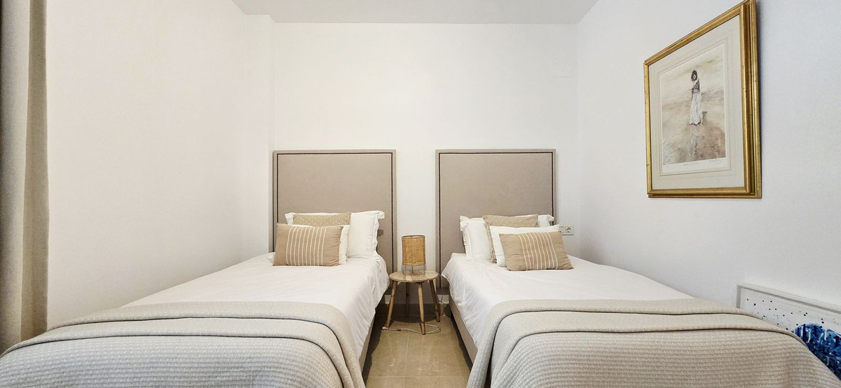 3 Bed Apartment for sale in Los Arqueros Costa Del Sol, Málaga, Spain